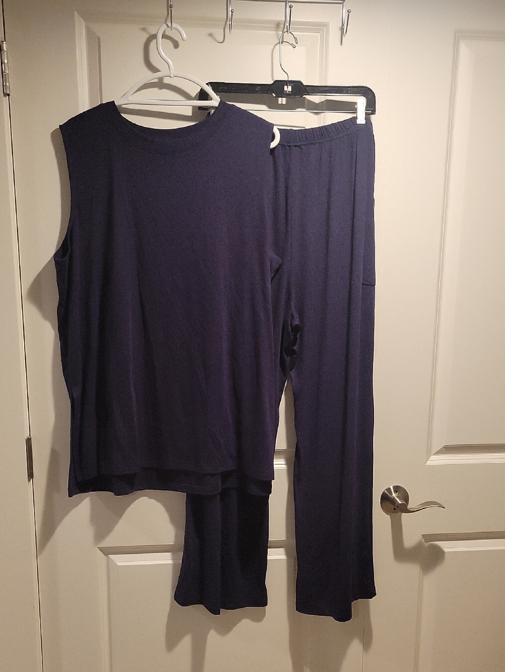 Women's Navy Lounging Set - Relaxed Tank & Pants